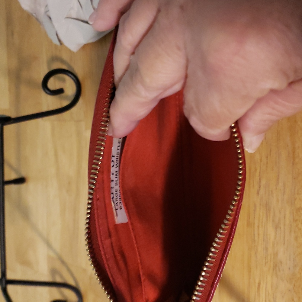 Vintage Large Slim Dooney Wristlet (#77) - Picture 9 of 10